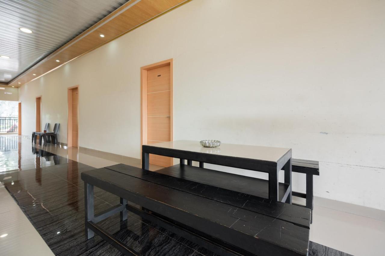 Hotel Reddoorz Syariah Near Minangkabau International Aiport Padang  Exterior foto